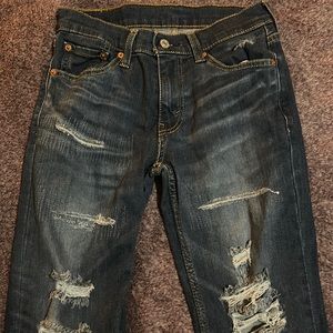 Dark blue levi 511’s